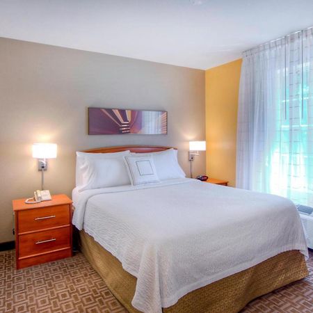 Towneplace Suites Raleigh Cary/Weston Parkway Zewnętrze zdjęcie