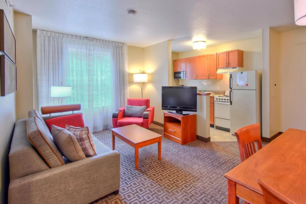 Towneplace Suites Raleigh Cary/Weston Parkway Zewnętrze zdjęcie