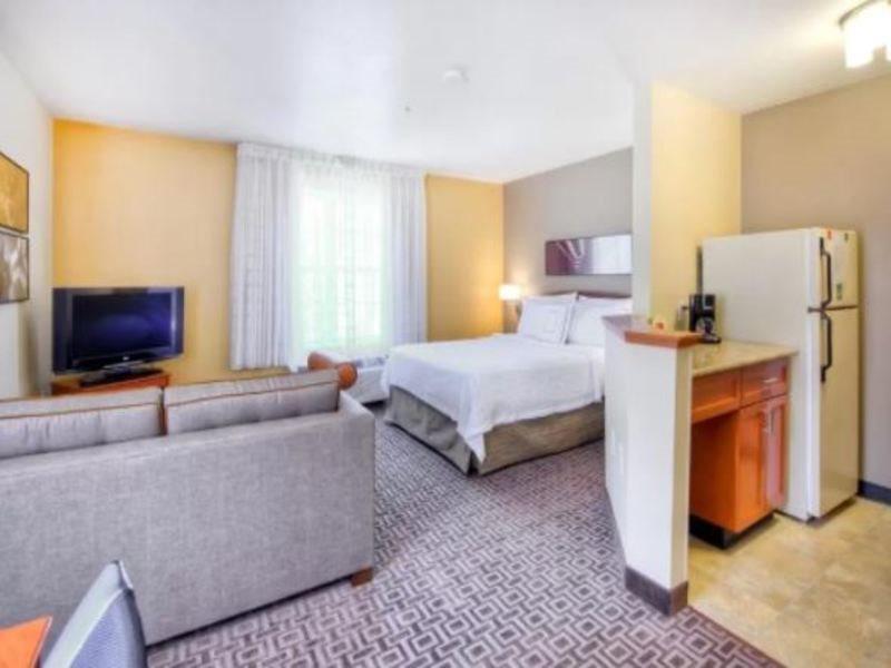 Towneplace Suites Raleigh Cary/Weston Parkway Zewnętrze zdjęcie