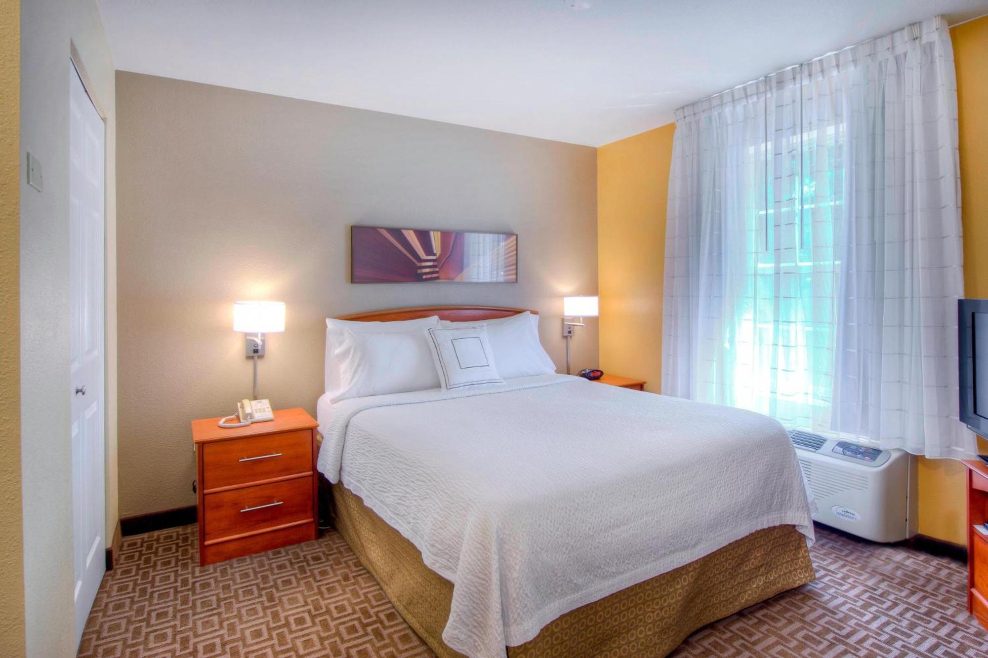 Towneplace Suites Raleigh Cary/Weston Parkway Zewnętrze zdjęcie