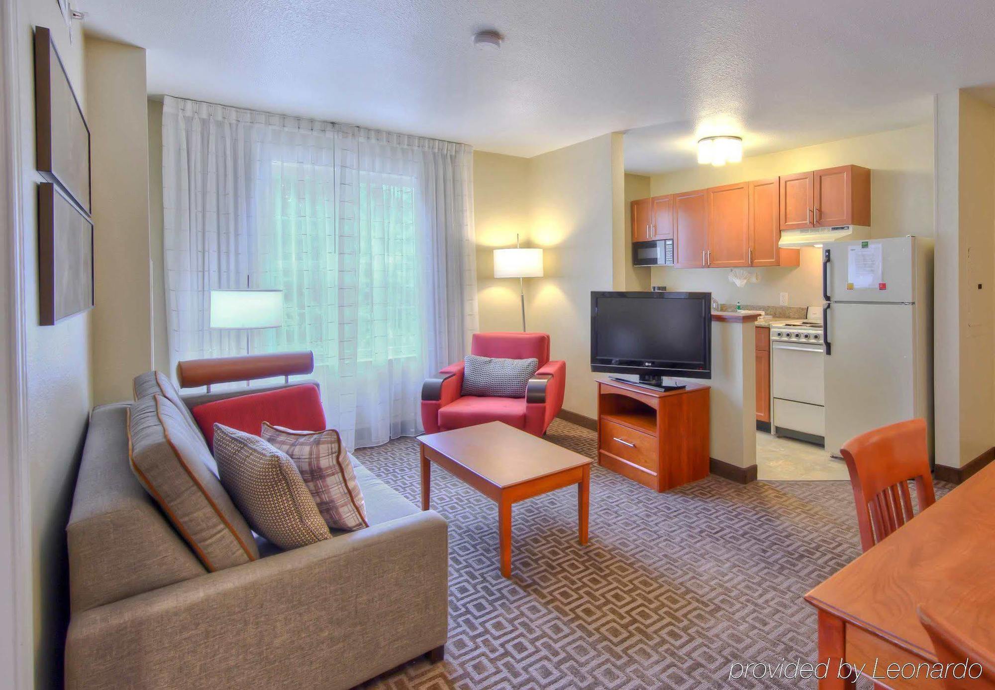 Towneplace Suites Raleigh Cary/Weston Parkway Zewnętrze zdjęcie